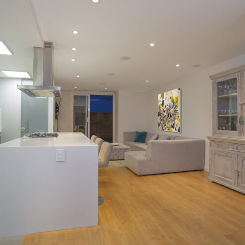 Sala integrada a la cocina